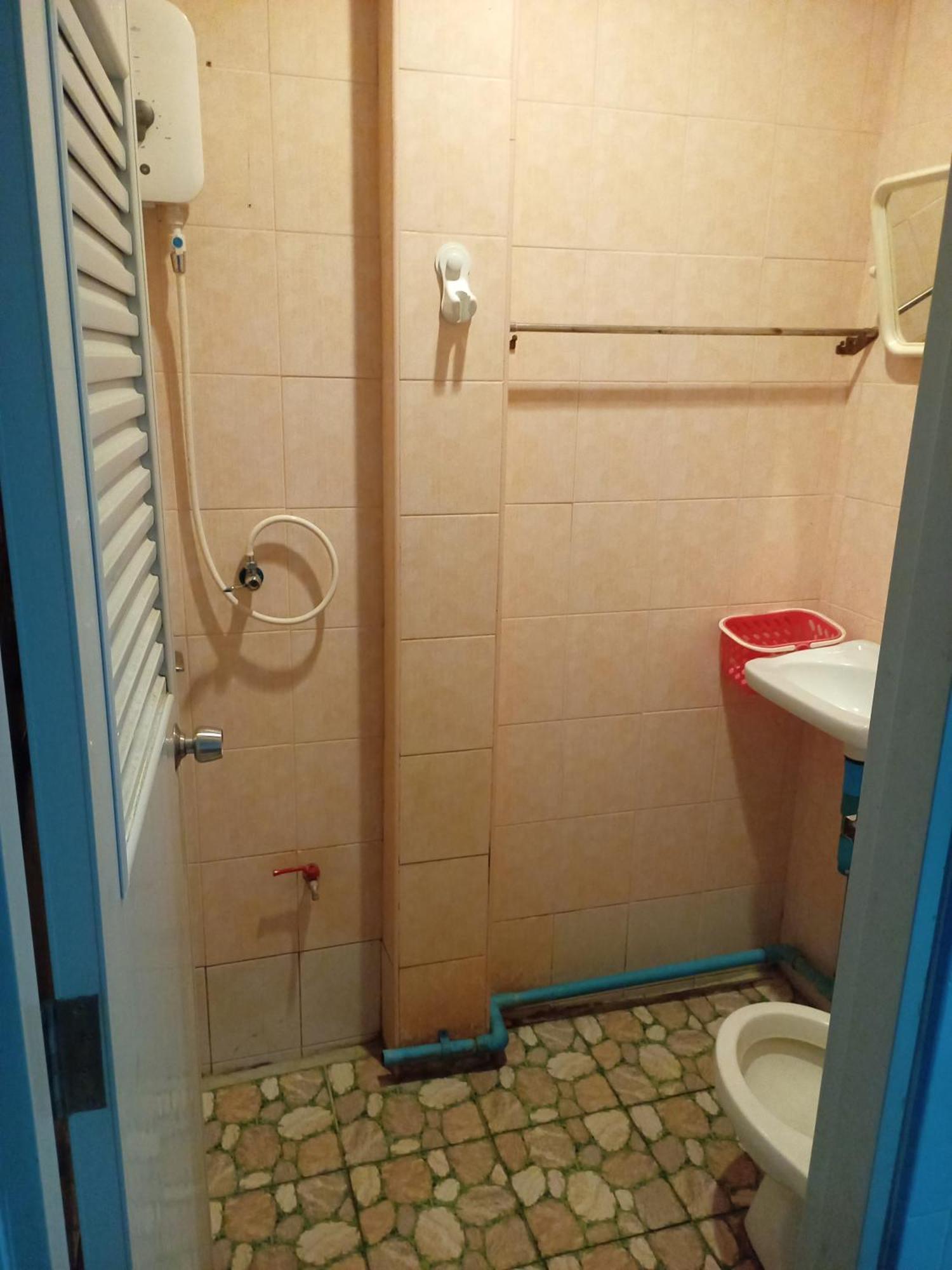 טראט Np Guesthouse מראה חיצוני תמונה