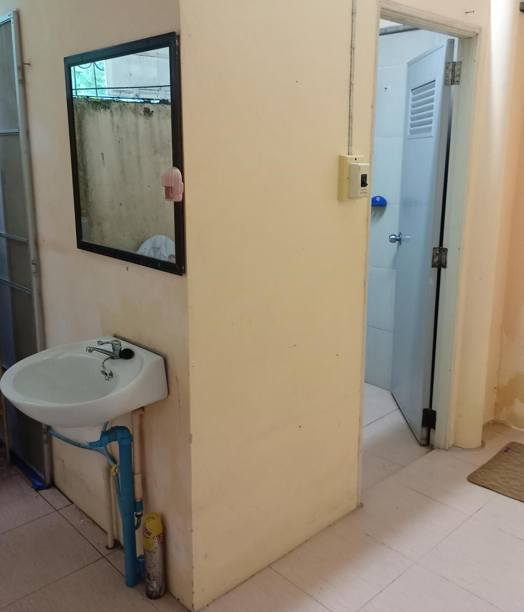 טראט Np Guesthouse מראה חיצוני תמונה