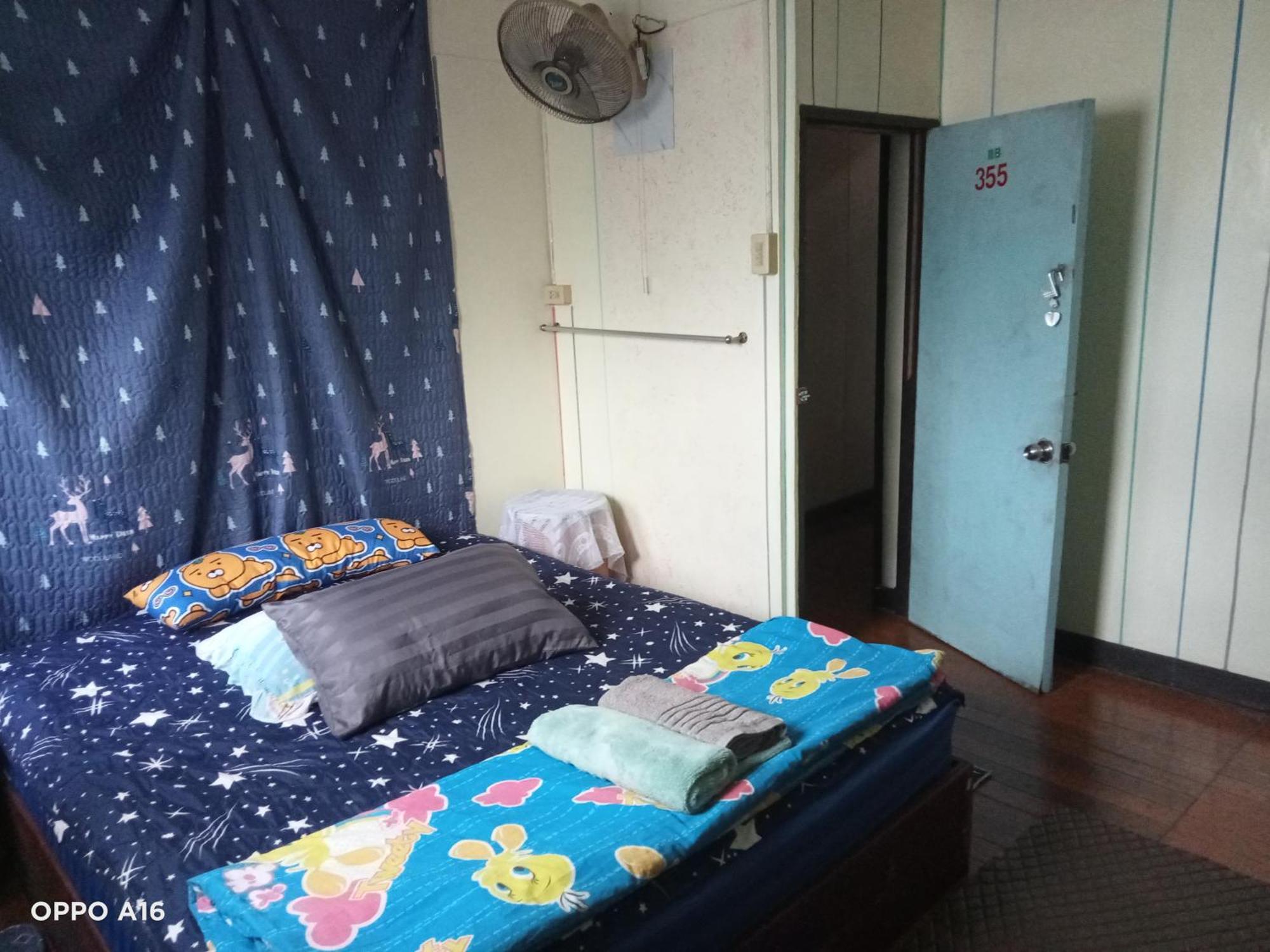 טראט Np Guesthouse מראה חיצוני תמונה