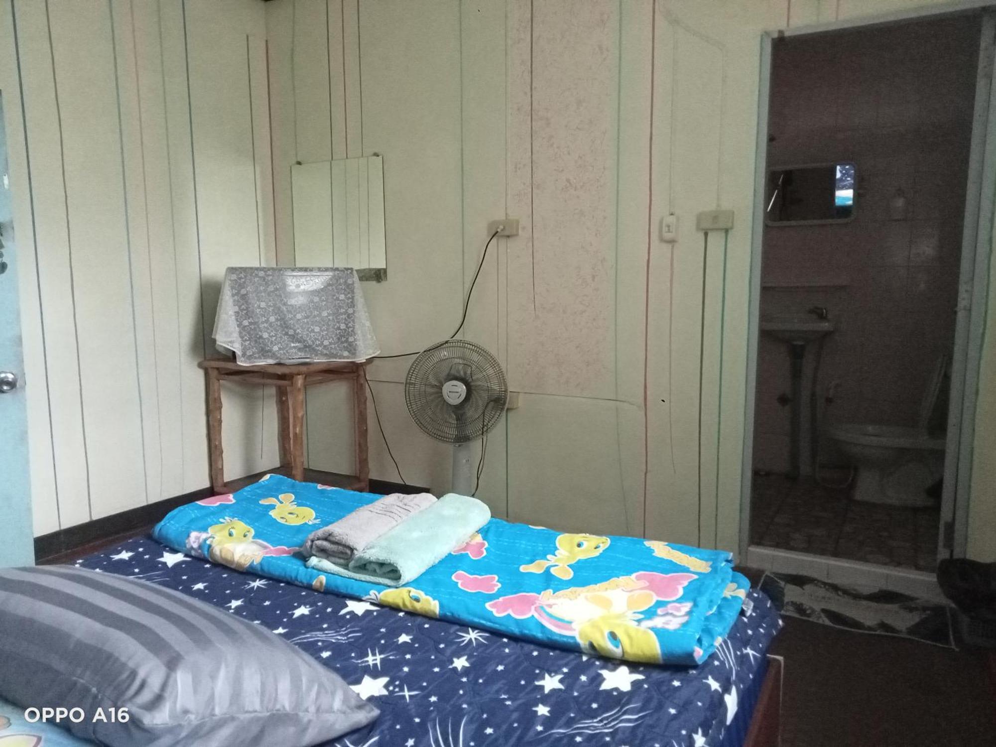 טראט Np Guesthouse מראה חיצוני תמונה